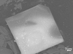 Luminescent properties of LaKNaTaO5 and rare-earth-doped LaKNaTaO5 synthesized by an improved hydroxide melt method